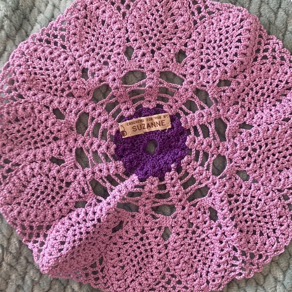 Handmade crochet decoration - Picture 2 of 2